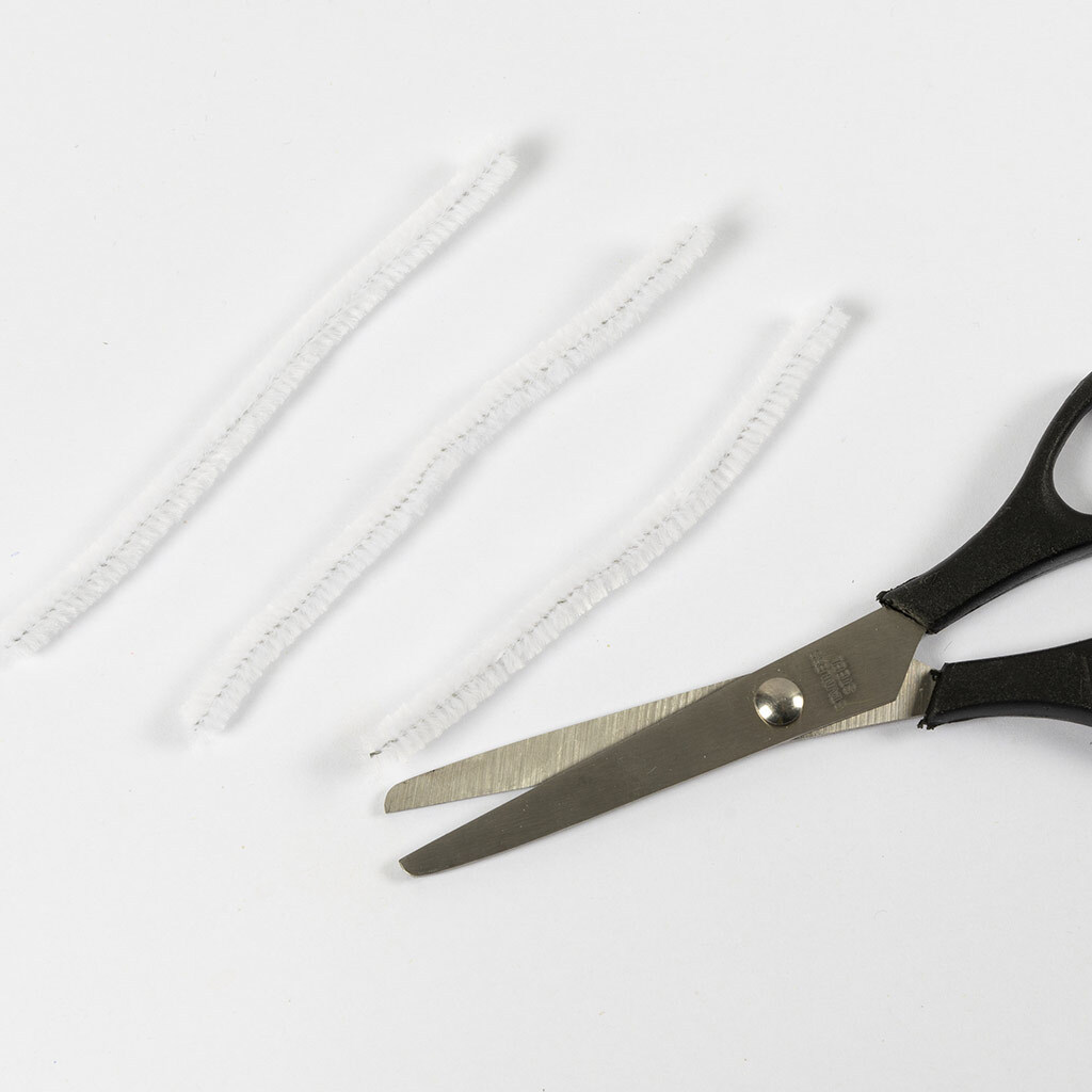 stap 3 paashanger chenilledraad