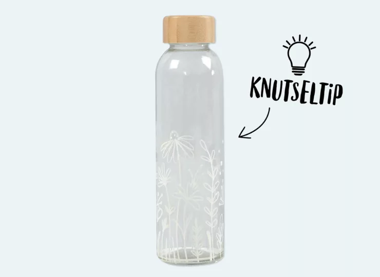 Knutselidee / Knutseltip: Drinkfles gedecoreerd met glas- en porseleinstiften
